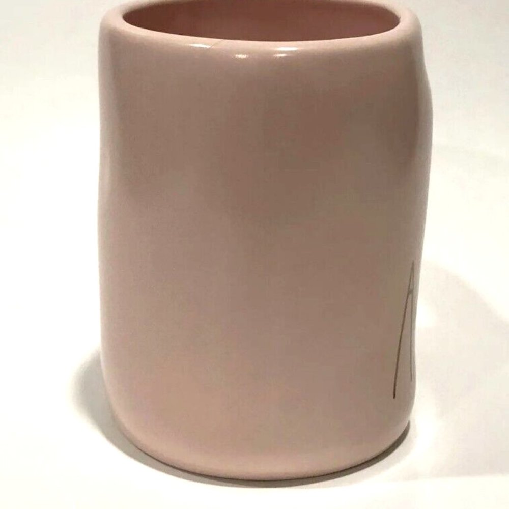 Rae Dunn Mi Amor (My Love) Coffee Tea Cocoa Cup Mug Pink With Gold Letters NEW - Picture 3 of 7